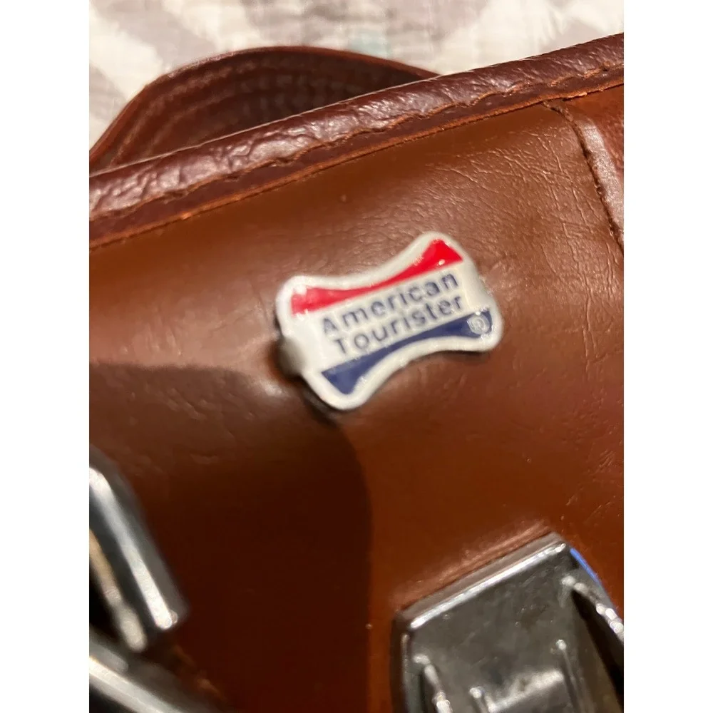 American‎ Tourister Vintage Brown Faux Leather Bi-Fold Garment Bag Travel Suit